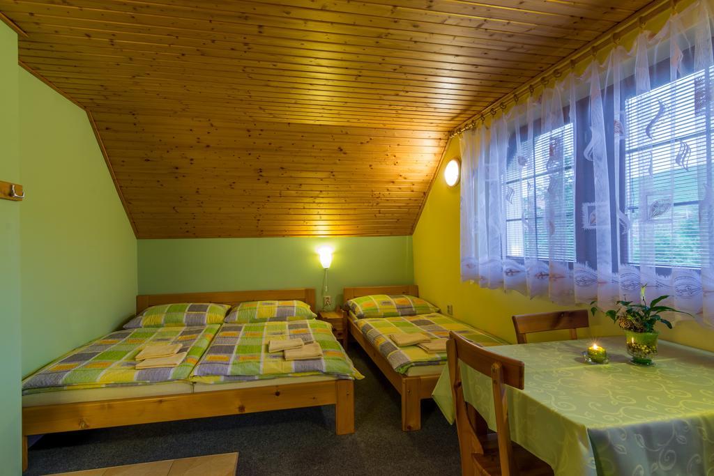 Ada Apartments Liptovský Trnovec Zimmer foto