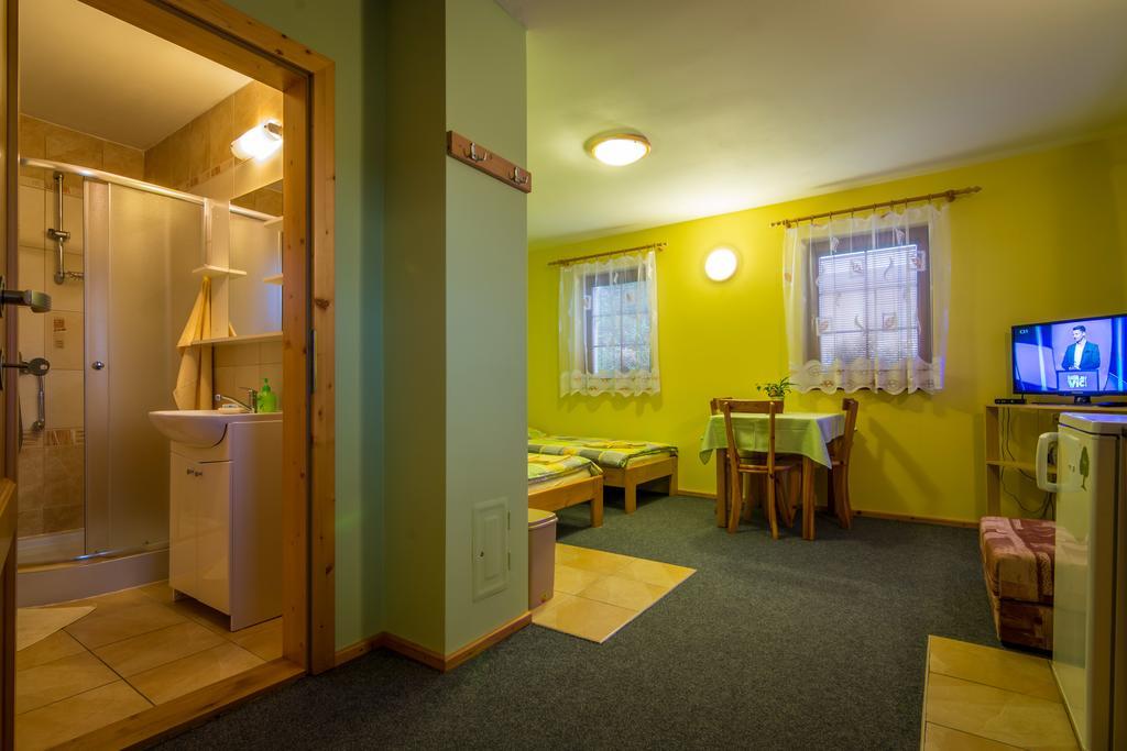 Ada Apartments Liptovský Trnovec Zimmer foto